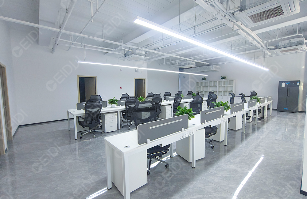 壹倍科技半導(dǎo)體電子裝配無(wú)塵室  CEIDI西遞